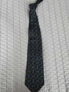 John Henry Classic Black Silk Tie with Blue and Yellow Diamond Motif